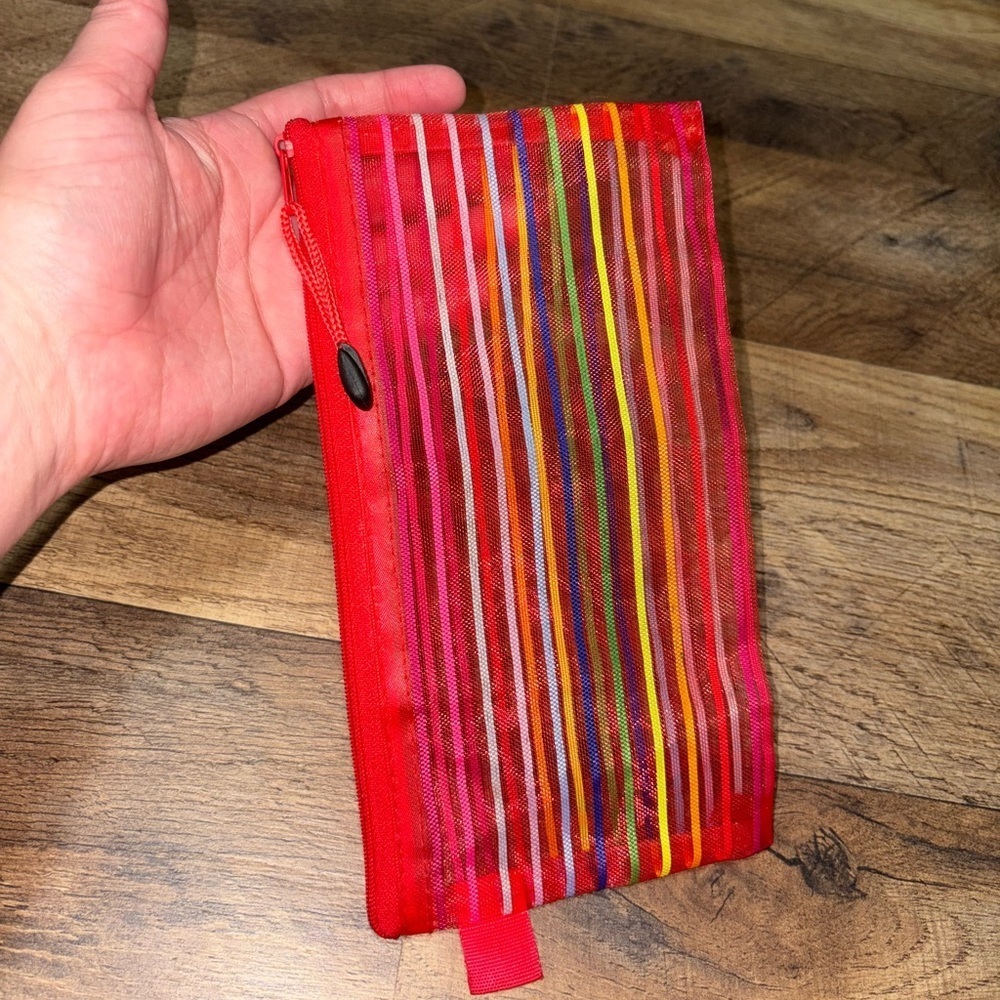 Colorful Striped Mesh Zipper Pouch - Picture 4 of 4